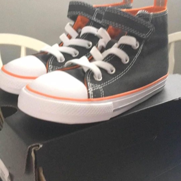 BRAND NEW boy toddler converse chuck Taylor all star hi velcro shoes size 9 - Picture 9 of 9